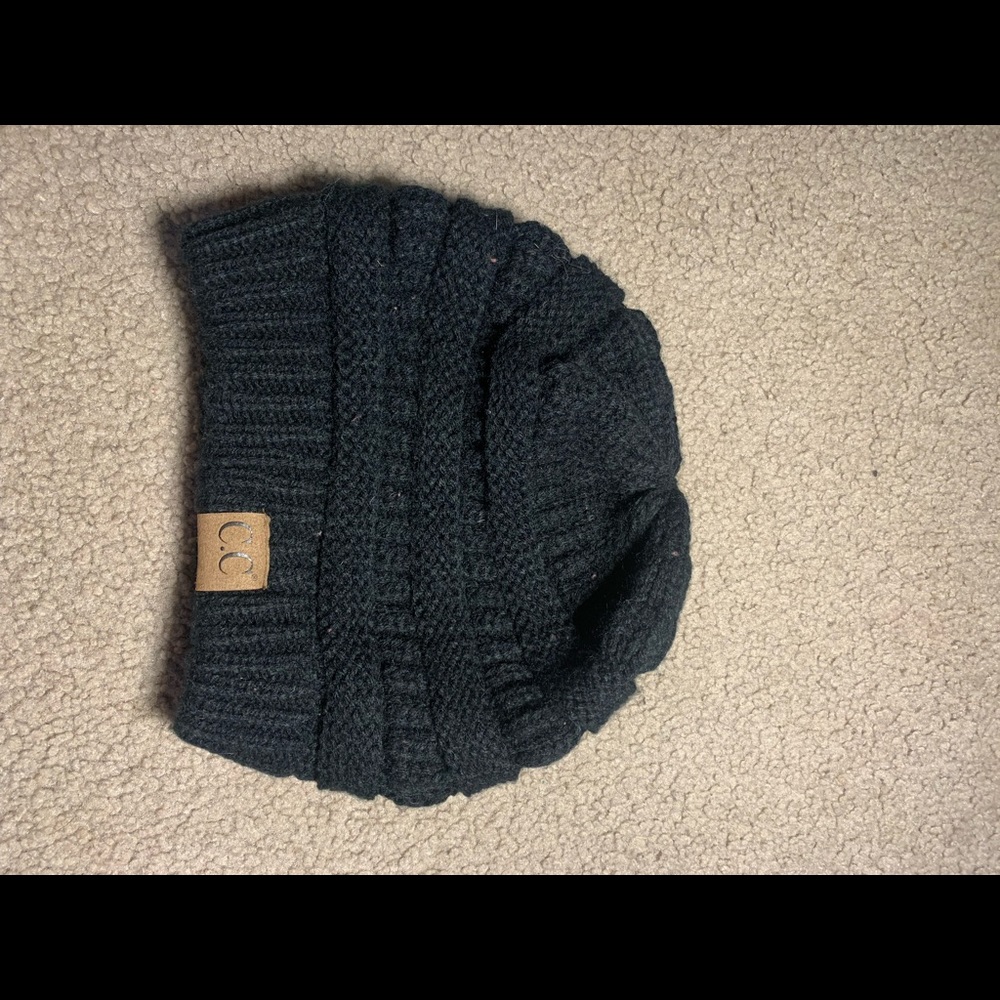 Black cc beanie